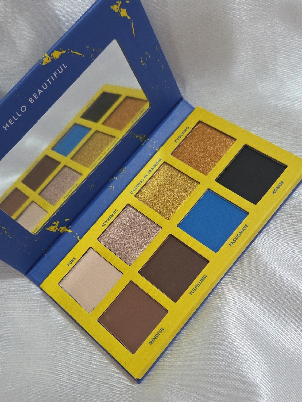 Chella Limit Edition 8 piece Eyeshadow Palette